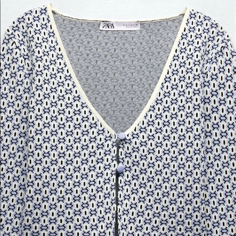 Zara Jacquard Knit Cardigan - Picture 8 of 8